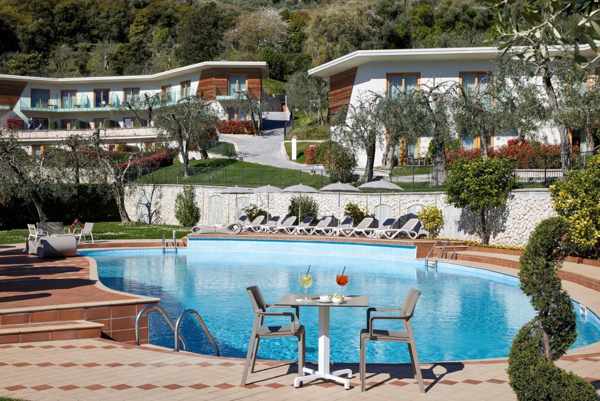 Hotel Atilius - Adults Only Limone sul Garda Eksteriør bilde