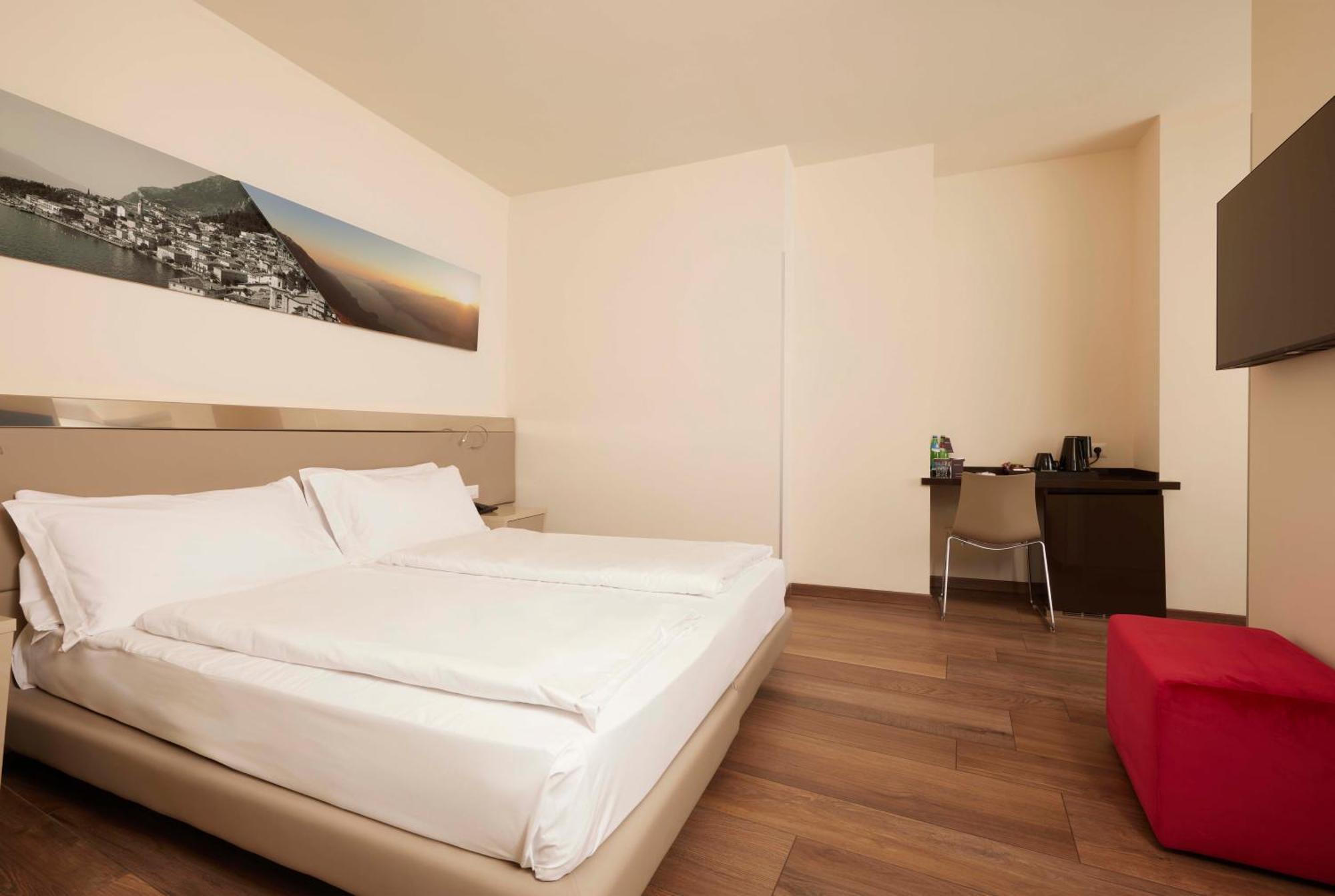 Hotel Atilius - Adults Only Limone sul Garda Rom bilde